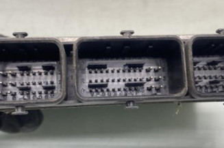 Calculateur moteur PEUGEOT 206