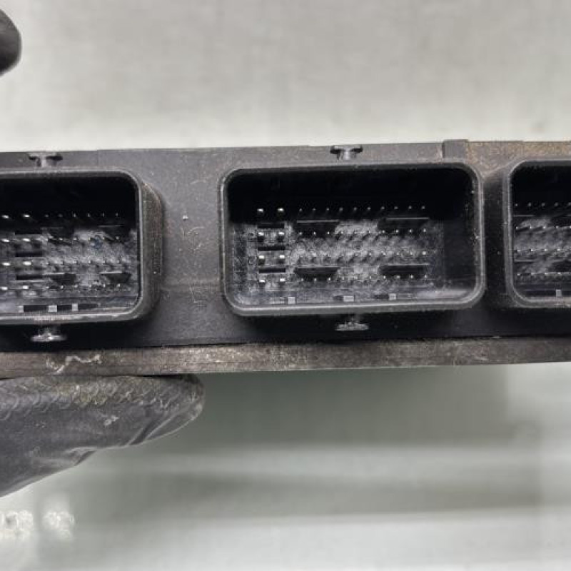 Calculateur moteur CITROEN C3 1 Photo n°3