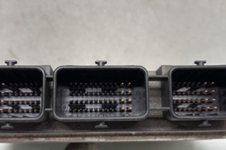 Calculateur moteur PEUGEOT 207