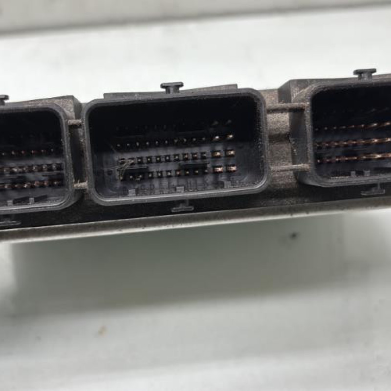 Calculateur moteur CITROEN C4 PICASSO 1 Photo n°4