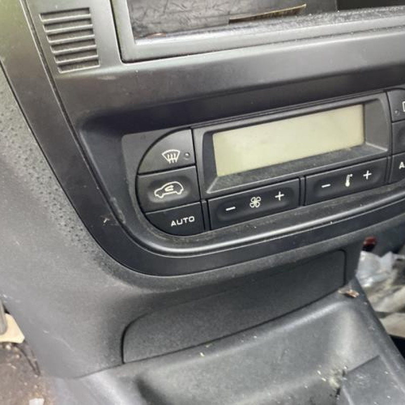 Calculateur moteur CITROEN C3 1 Photo n°19