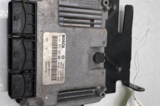 Calculateur moteur RENAULT GRAND SCENIC 2 Photo n°1