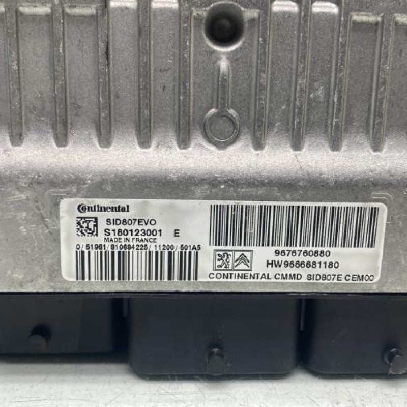Calculateur moteur PEUGEOT 508 1 Photo n°2