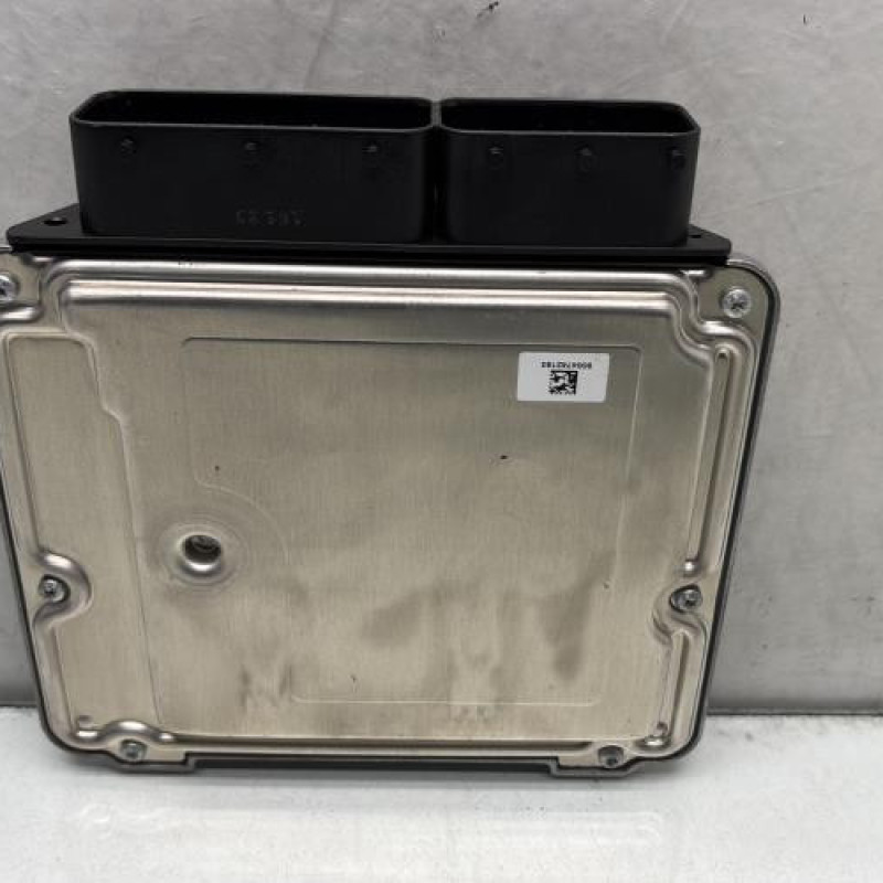Calculateur moteur BMW SERIE 3 E90 Photo n°4