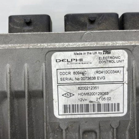 Calculateur moteur RENAULT CLIO 2