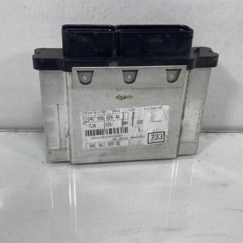 Calculateur moteur AUDI A1 1 Photo n°3