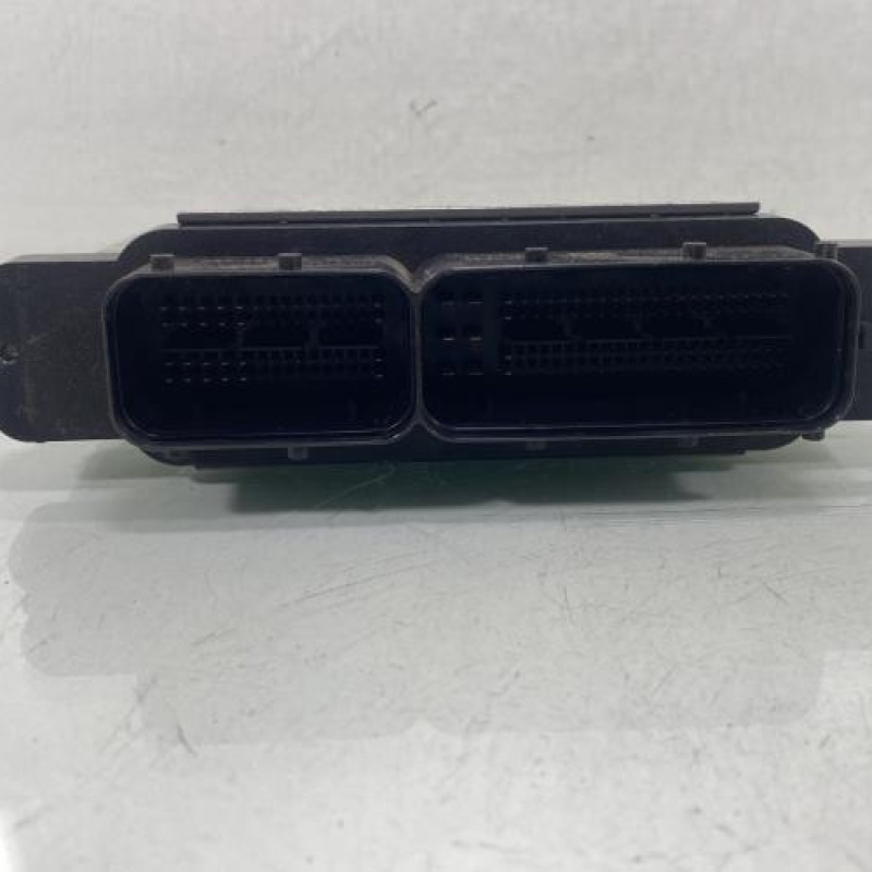 Calculateur moteur AUDI A1 1 Photo n°4
