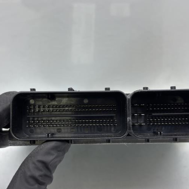 Calculateur moteur OPEL MERIVA B Photo n°4