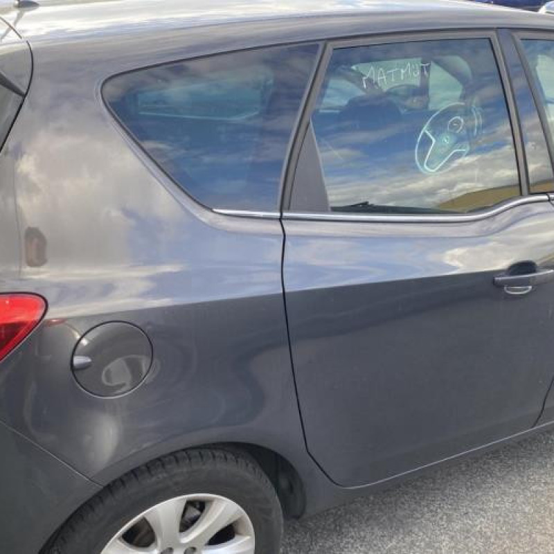 Calculateur moteur OPEL MERIVA B Photo n°5