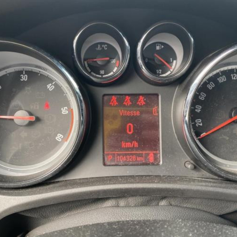 Calculateur moteur OPEL MERIVA B Photo n°19