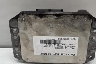 Calculateur moteur OPEL MERIVA A
