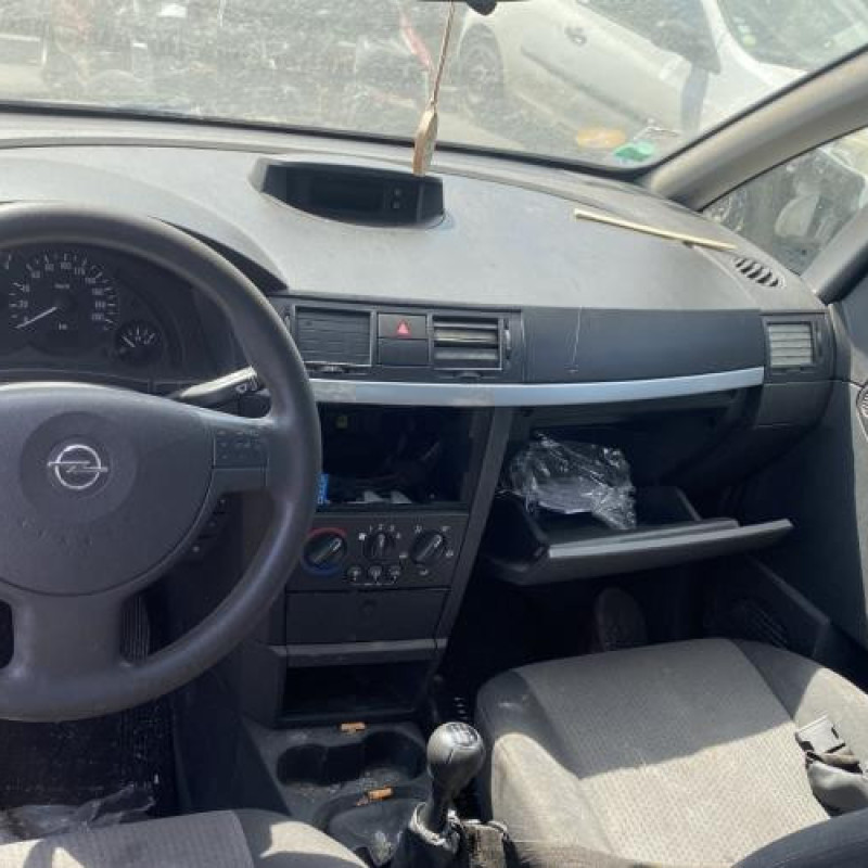 Calculateur moteur OPEL MERIVA A Photo n°20