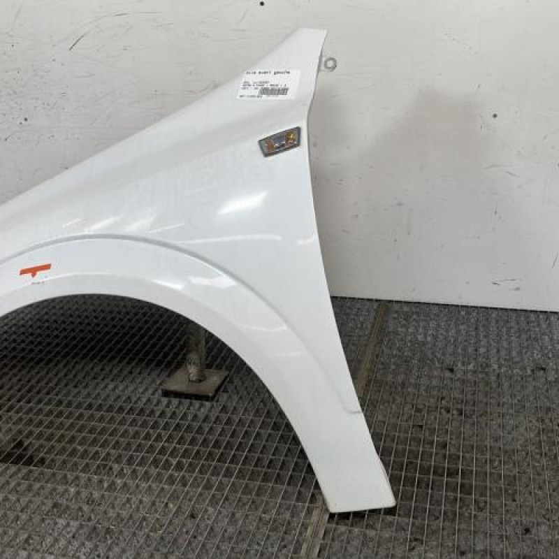 Aile avant gauche OPEL ASTRA H Photo n°4