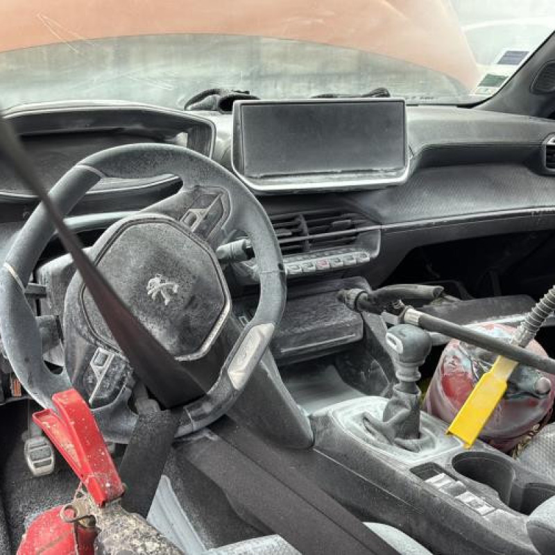 Ecran GPS PEUGEOT 2008 2 Photo n°18