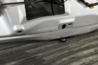 Malle/Hayon arriere FORD FIESTA 5