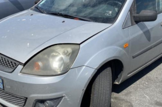 Malle/Hayon arriere FORD FIESTA 5