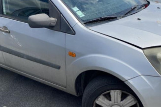 Malle/Hayon arriere FORD FIESTA 5