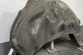 Pare boue arriere droit RENAULT MEGANE 4