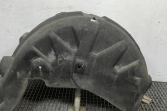 Pare boue arriere gauche RENAULT MEGANE 4