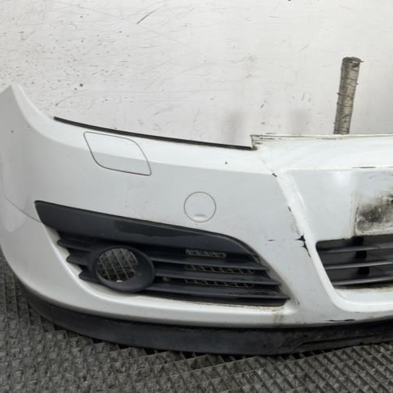 Pare choc avant OPEL ASTRA H Photo n°2