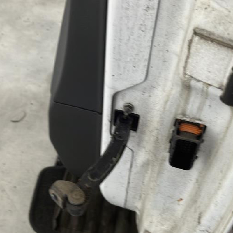 Porte avant gauche OPEL ASTRA H Photo n°4