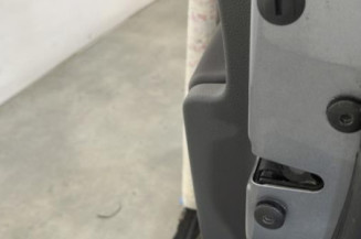 Porte avant droit VOLKSWAGEN GOLF 5