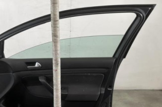 Porte avant droit VOLKSWAGEN GOLF 5