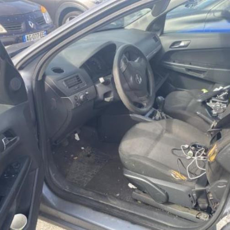 Serrure avant gauche OPEL ASTRA H Photo n°18