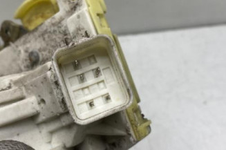 Serrure avant gauche FORD MONDEO 1