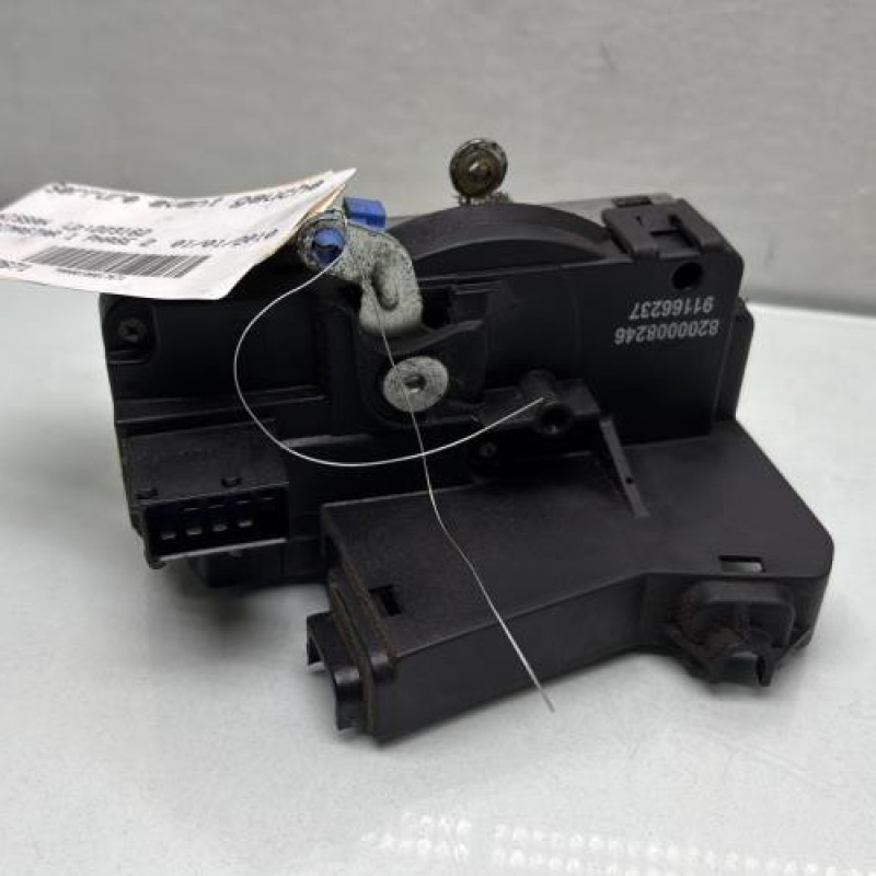 Serrure avant gauche NISSAN PRIMASTAR 1 Photo n°2