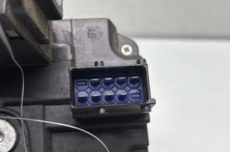 Serrure avant gauche NISSAN PRIMASTAR 1