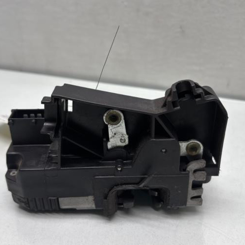 Serrure avant gauche NISSAN PRIMASTAR 1 Photo n°4