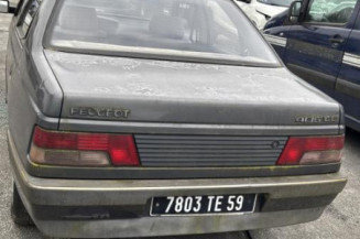 Serrure avant gauche PEUGEOT 405