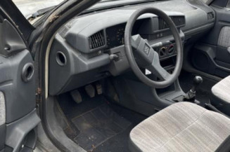Serrure avant gauche PEUGEOT 405