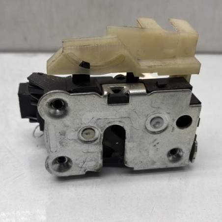 Serrure avant gauche DACIA DUSTER 1