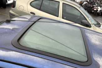 Vitre arriere gauche PEUGEOT 106
