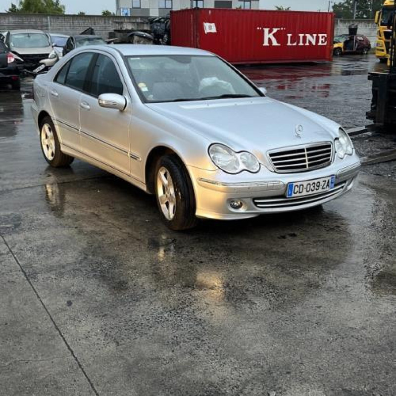 Aile avant gauche MERCEDES CLASSE C 203 Photo n°6