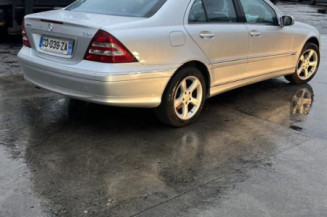 Aile avant gauche MERCEDES CLASSE C 203