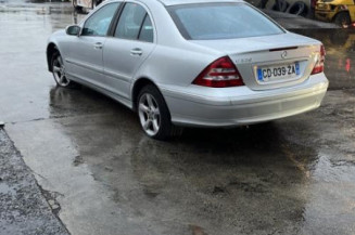 Aile avant gauche MERCEDES CLASSE C 203