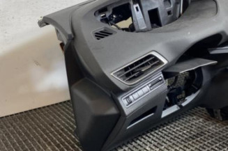 Planche de bord complete PEUGEOT 3008 2