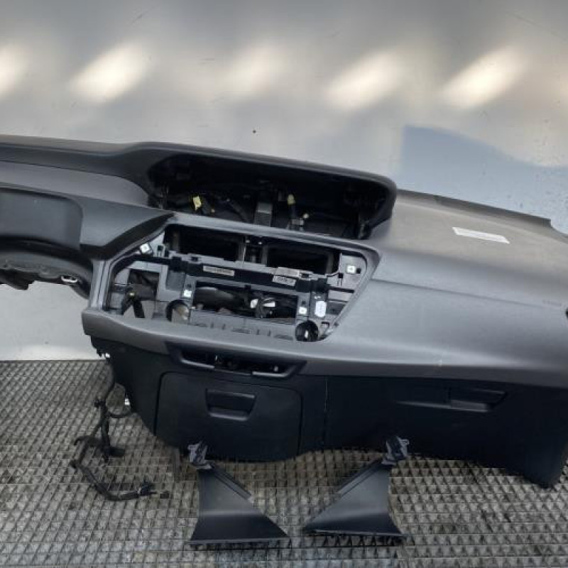 Planche de bord complete CITROEN C4 PICASSO 2 Photo n°1