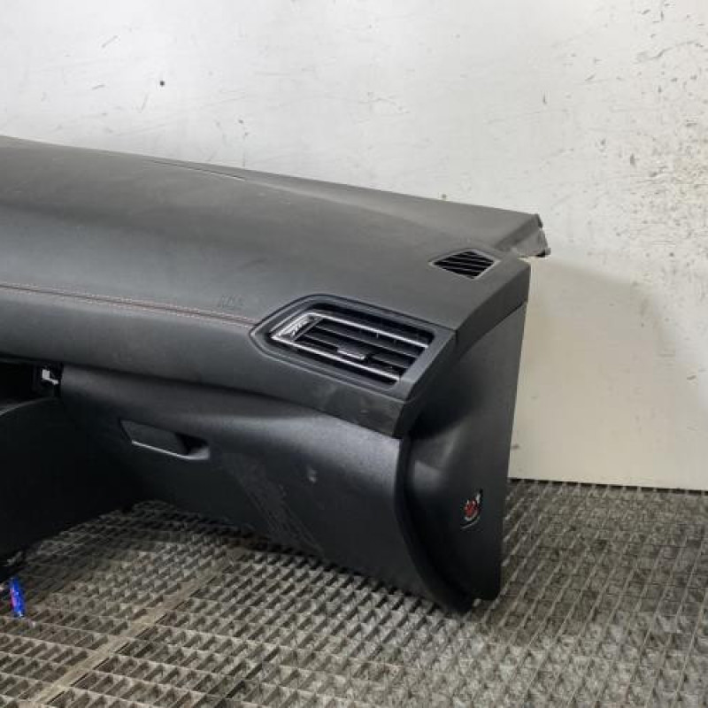 Planche de bord complete PEUGEOT 308 2 SW Photo n°3