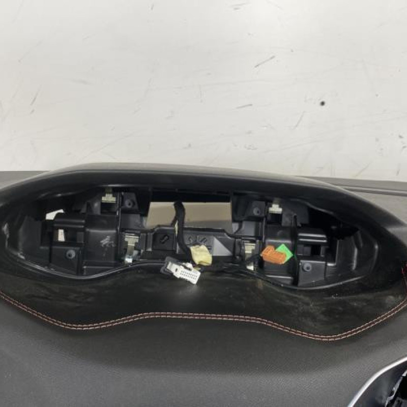 Planche de bord complete PEUGEOT 308 2 SW Photo n°10