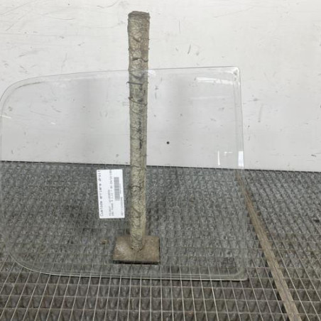 Custode arriere droit PEUGEOT 205 Photo n°1