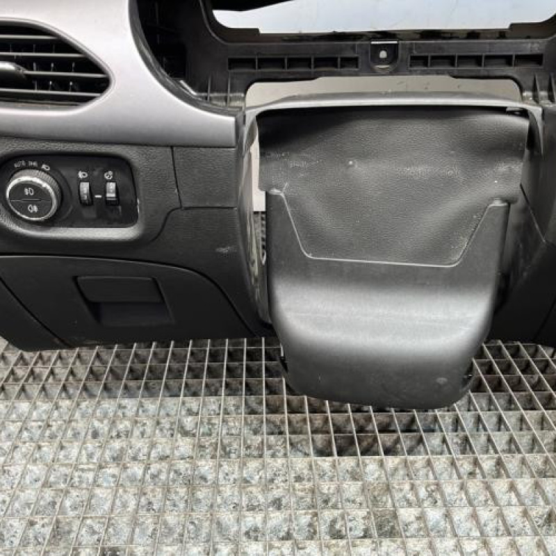 Planche de bord complete OPEL ASTRA K Photo n°6