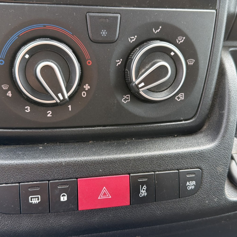 PEUGEOT BOXER 3 PHASE 2 2.2 BLUE HDI - 16V TURBO Photo n°28