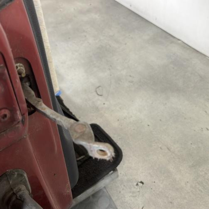 Porte avant droit RENAULT CLIO 2 Photo n°4