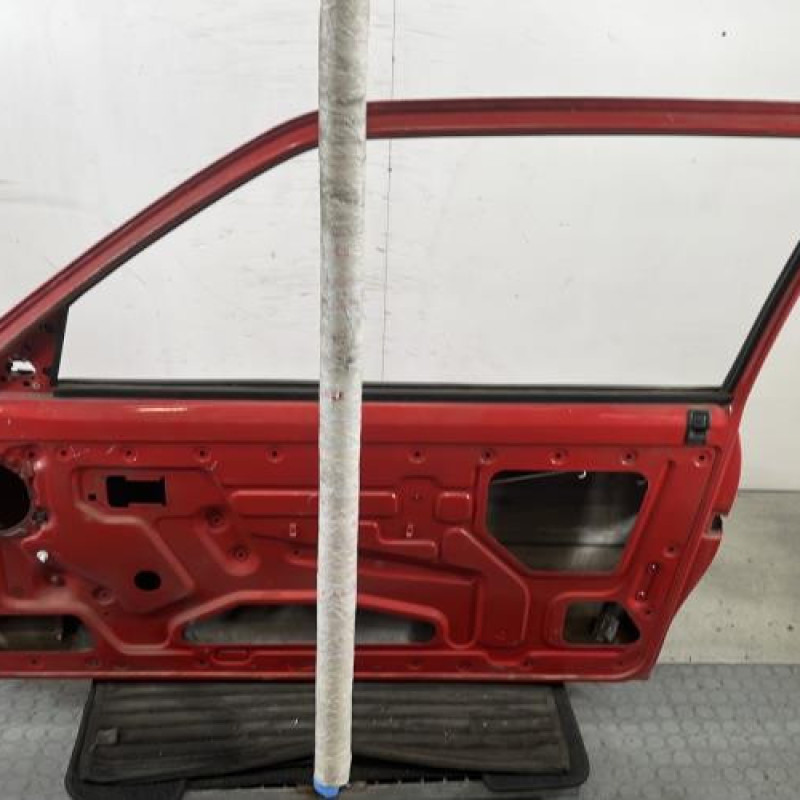 Porte avant droit PEUGEOT 205 Photo n°5