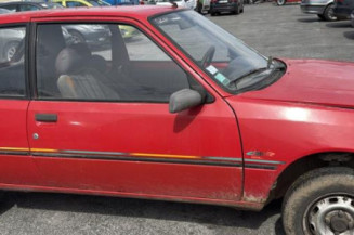 Porte avant droit PEUGEOT 205
