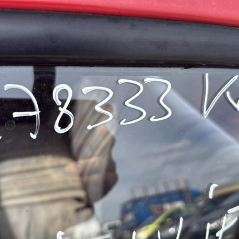 Porte avant droit PEUGEOT 205 Photo n°14